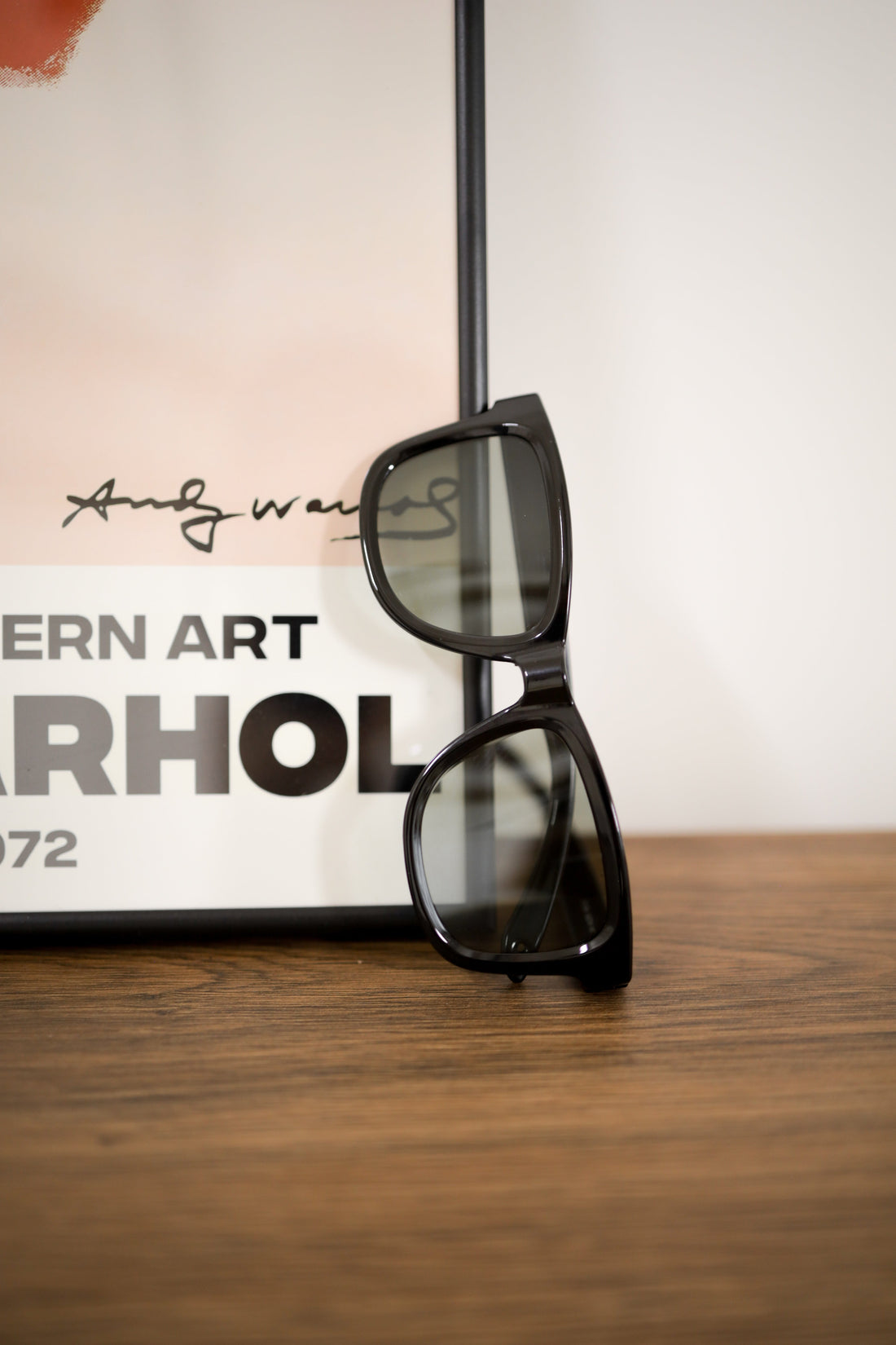 Sunglasses store