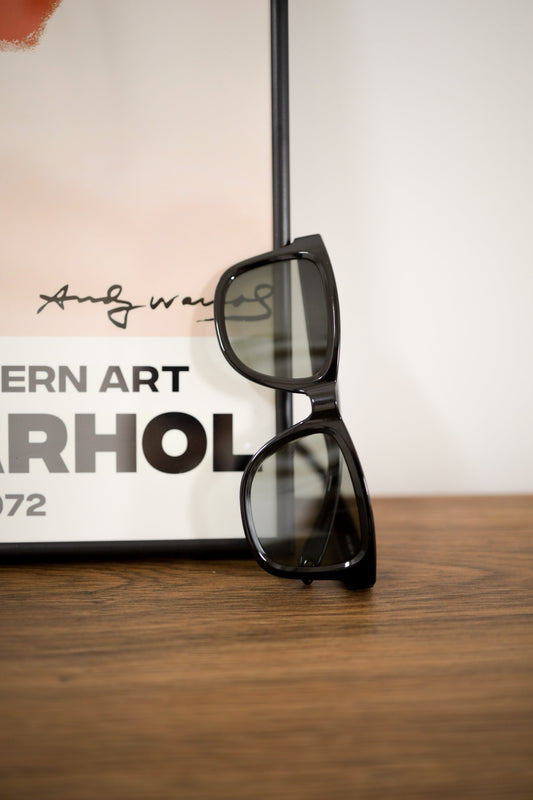 Sunglasses store