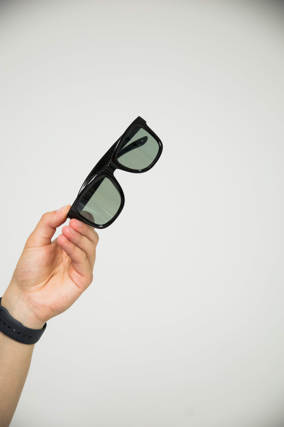 Wellermoz electrochromic sunglasses