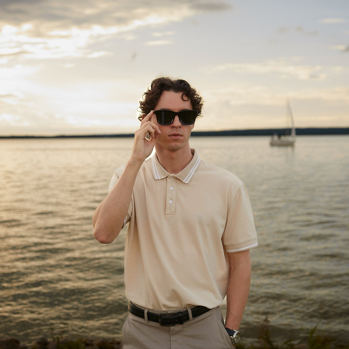 Transition Glasses (Photochromic Sunglasses)